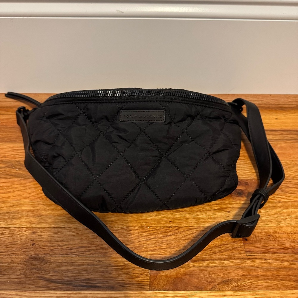 Poppy & Peonies Quilted Large Sidekick Black